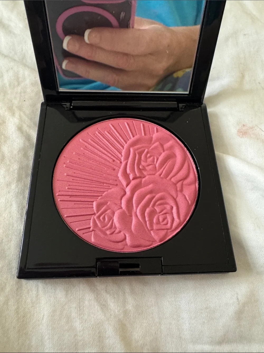 Pat McGrath  Divine Blush lovestruck